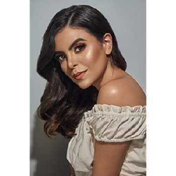 Idalia Valles - Age, Bio, Birthdate, Family, Networth & More