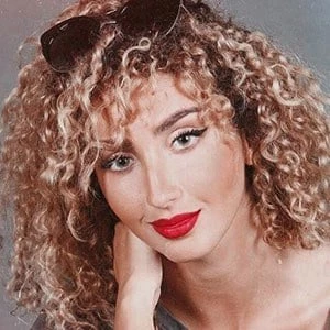 Sara Ikram - Biography, Birthday, Wiki, Family, Networth & More