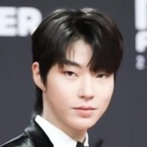 Hwang In-youp Biography