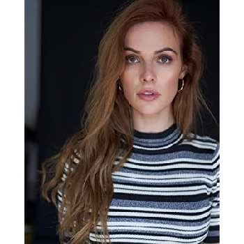 Indéya Biography