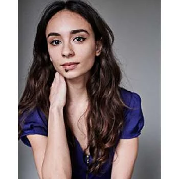 Iniki Mariano - Age, Bio, Birthdate, Family, Networth & More