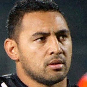 Krisnan Inu Biography
