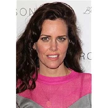 Ione Skye - Family, Bio, Birthday, Family, Income & More