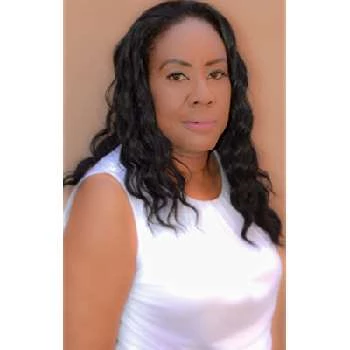 Iris Crenshaw - Age, Bio, Birthdate, Family, Networth & More