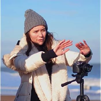 Iris Perovic - Age, Bio, Birthdate, Family, Networth & More