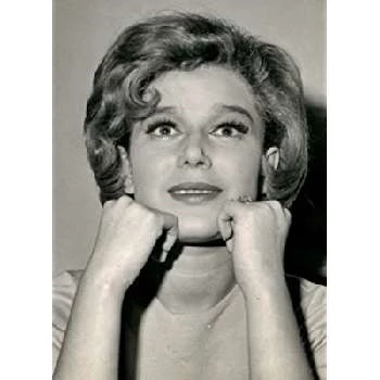 Irma Lozano - Age, WIki, Birthday, Family, Networth & More