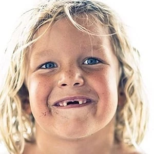 Axel Irons Biography