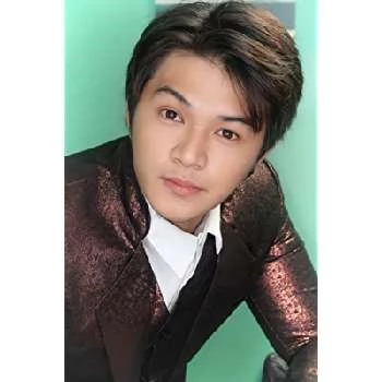 Irvin Tan - Age, Bio, Birthdate, Family, Networth & More