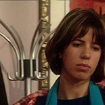 Isa Hoes - Date Of Birth, Bio, Birthdate, Parents, Networth & More