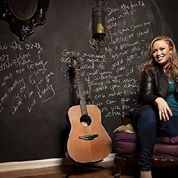 Isabeau Miller - Age, Bio, Birthdate, Family, Networth & More