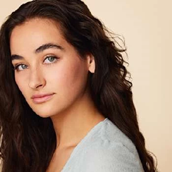 Isabel Alamin - Age, Bio, Birthdate, Family, Networth & More