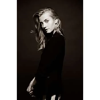 Isabel Durant Biography