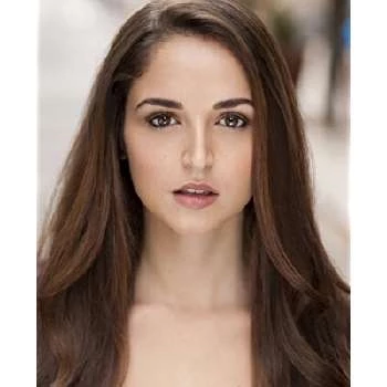 Isabel Nesti - Age, Bio, Birthdate, Family, Networth & More