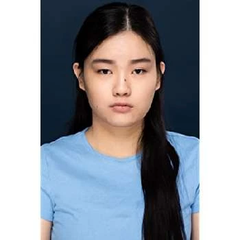 Isabel Zhou - Age, Bio, Birthdate, Family, Networth & More