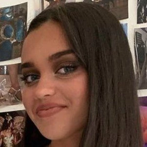 Isa Isanina - Age, Height, Birthdate, Bio, Family, Networth & More