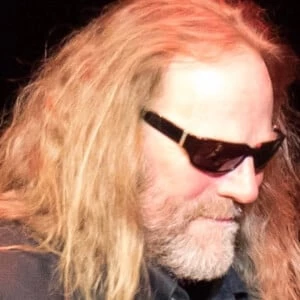 Wayne Isham - Birthdate, Age, Family, Bio, Networth & More