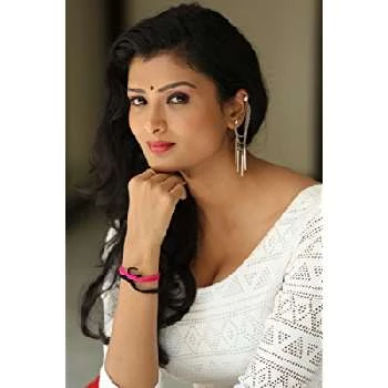 Ishita Vyas - Age, Wiki, Birthdate, Bio, Networth, Family & More