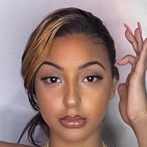 itsellaeman - Parents, Networth, Bio, Birthdate, Family Wiki & More