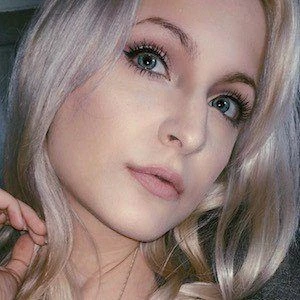 Ittybittyannie - Birthdate, Age, Family, Bio, Networth & More