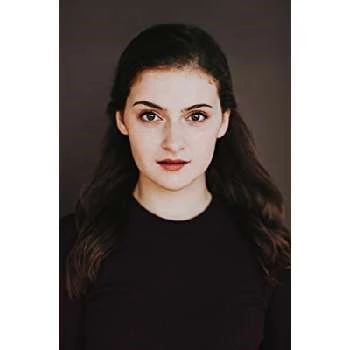 Izzi Nagel - Age, Bio, Birthdate, Family, Networth & More