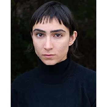 Izzi Rojas - Age, Bio, Birthdate, Family, Networth & More