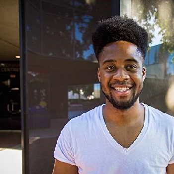 J Pash - Age, Bio, Birthdate, Family, Networth & More