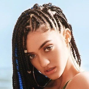 Samantha J - Birthday, Bio, Wiki, Family, Networth & More