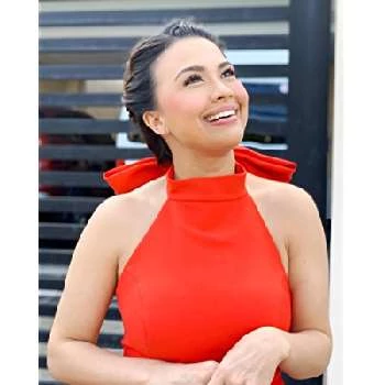 Jackie Dos Santos - Age, Bio, Birthdate, Family, Networth & More