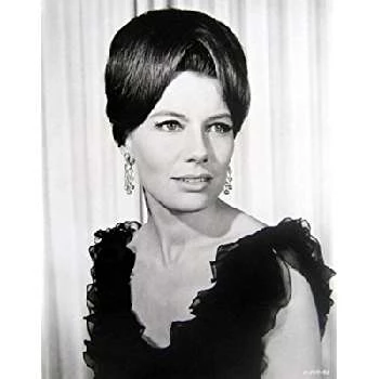 Jacqueline Beer - Parents, Networth, Bio, Birthdate, Family Wiki & More