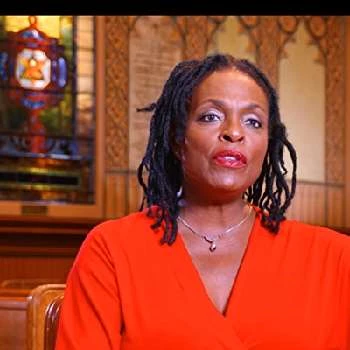 Jacqueline Lewis - Age, Bio, Birthdate, Family, Networth & More