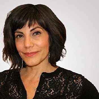 Jacqui Davis - Age, Bio, Birthdate, Family, Networth & More