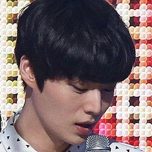 Ahn Jae-hyun - Age, Bio, Birthdate, Family, Networth & More