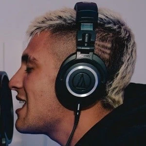 Emilio Jaime - Age, Height, Birthdate, Family, Wiki & More