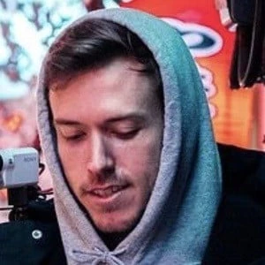 JakenBakeLIVE Biography