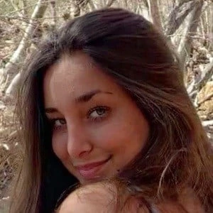 Maya Jakubowski Biography