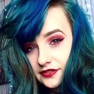 Ellie James - Height, Bio, Wiki, Family, Birthplace, Networth & More