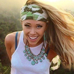 Emily James - Age, Wiki, Birthdate, Bio, Networth, Family & More