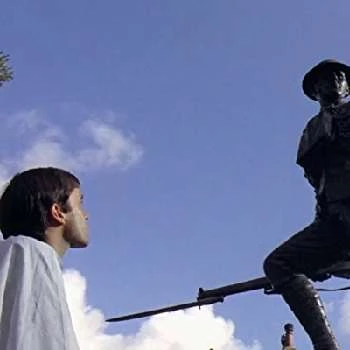 James Laurenson - Income, Birthday, Family, Bio, Networth & More