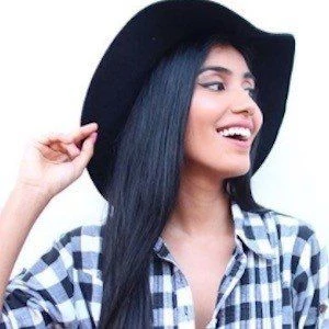 Paris James - Date Of Birth, Bio, Birthdate, Parents, Networth & More