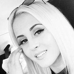 Rebecca James - Wiki, Bio, Networth, Birthdate, Family & More