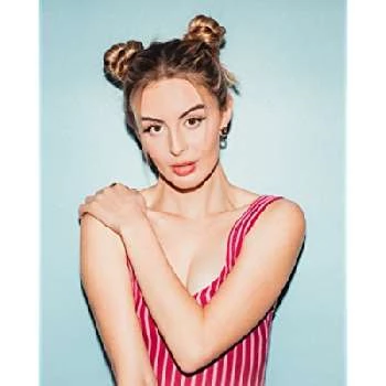 Jamie Logan - Age, Bio, Birthdate, Family, Networth & More