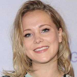 Poppy Jamie Biography