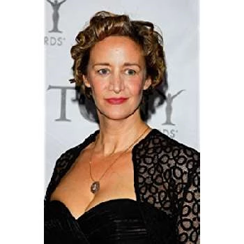 Janet McTeer - Age, Height, Birthdate, Bio, Family, Networth & More