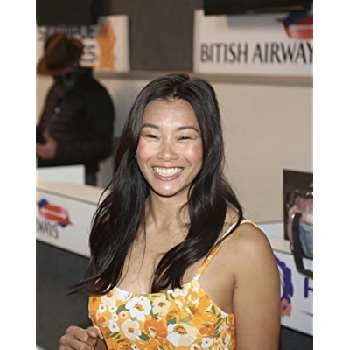 Janet Wang - Age, Bio, Birthdate, Family, Networth & More