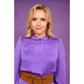 Janis McGavin - Age, Bio, Birthdate, Family, Networth & More