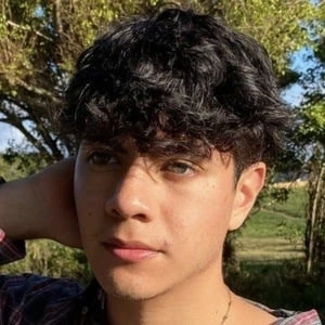 Jovani Jara - Networth, Bio, Birthdate, Age, Family & More