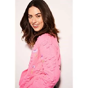 Jasmine Wattar - Age, Bio, Birthdate, Family, Networth & More