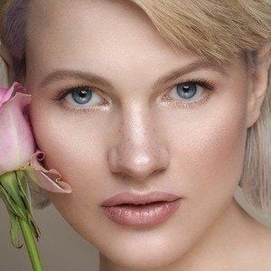 Chloe-Jasmine Whichello Biography
