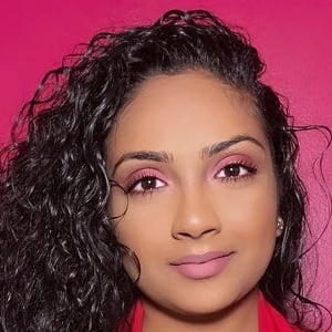 Nancy Jay - Age, Bio, Career, Family, Wiki, Networth & More