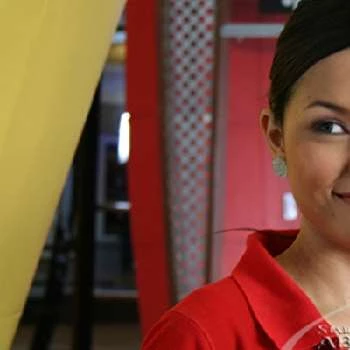 Jaymee Joaquin - Networth, Bio, Wiki, Family, Birthday, Networth & More